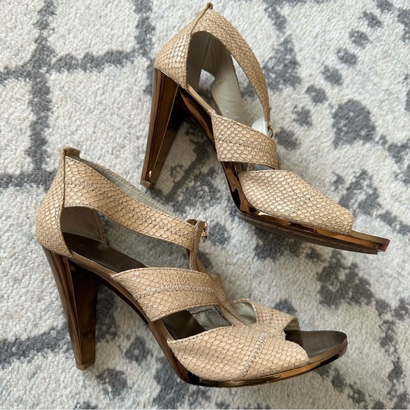 Michael Kors Zipper Top 4” Heels Textured Faux Snakeskin Stilettos Size 9 - Picture 12 of 13